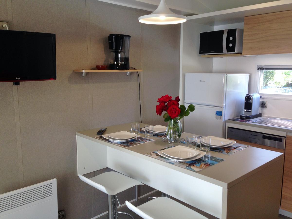 Camping Le Dauphin Hotel Saint-Georges-de-Didonne Buitenkant foto